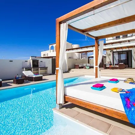 Pedro Villa Playa Blanca